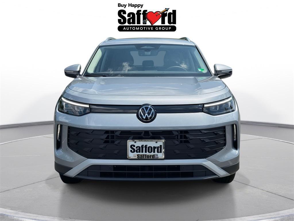 new 2025 Volkswagen Tiguan car, priced at $31,720