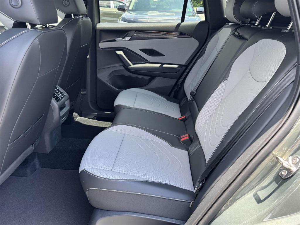 new 2025 Volkswagen Tiguan car, priced at $39,759