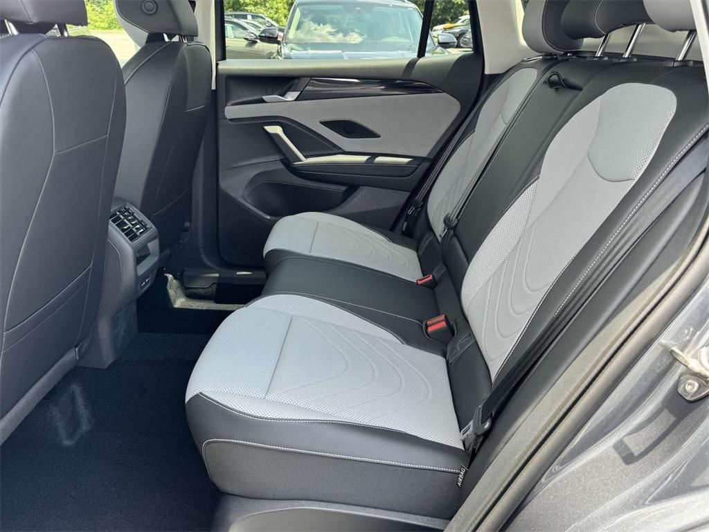 new 2025 Volkswagen Tiguan car, priced at $35,576