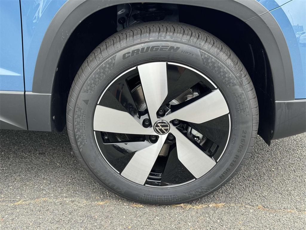 new 2025 Volkswagen Taos car, priced at $26,911
