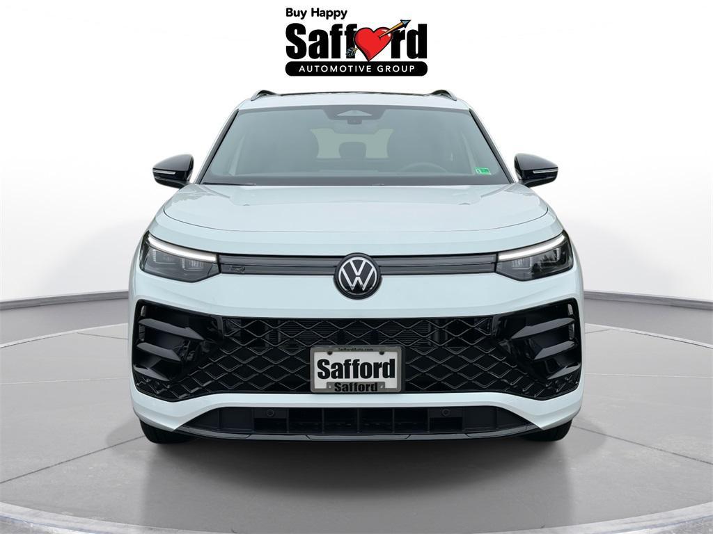 new 2025 Volkswagen Tiguan car, priced at $37,286