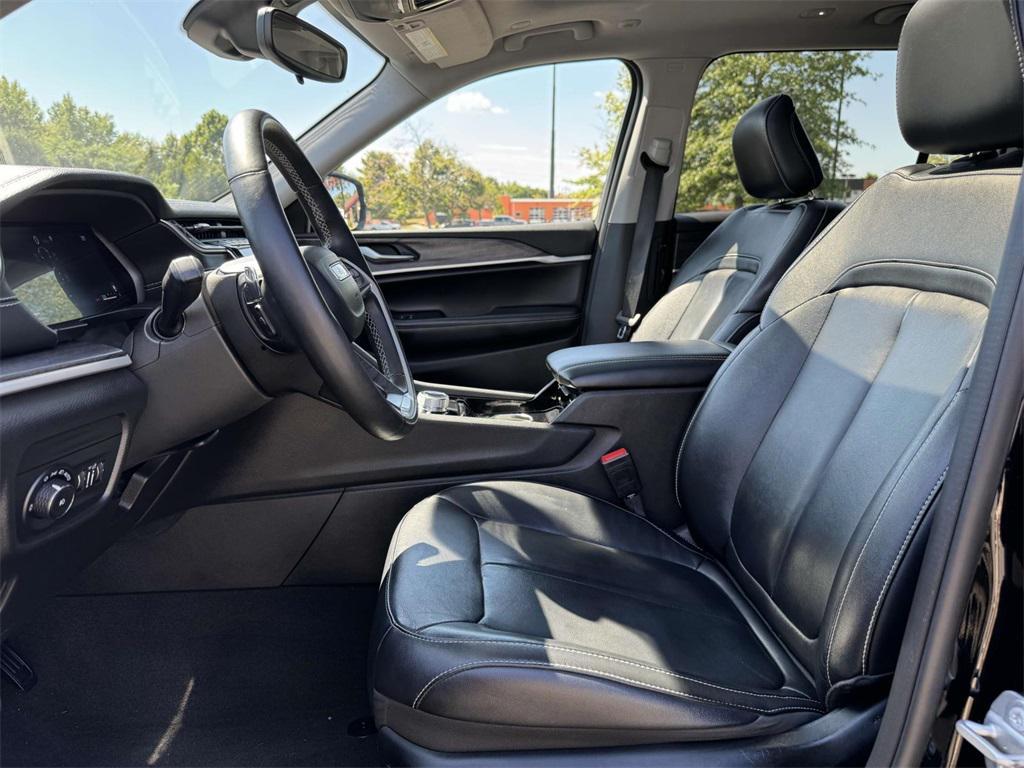 used 2022 Jeep Grand Cherokee L car, priced at $30,496