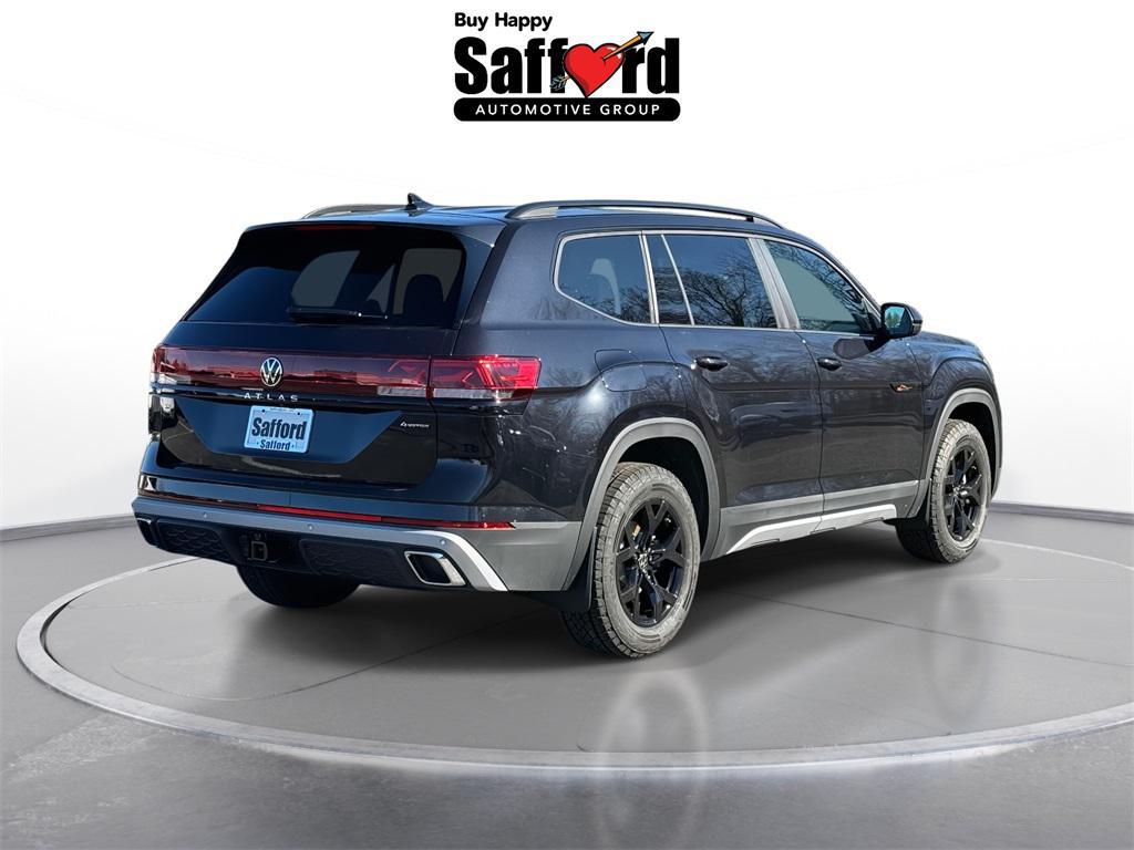 new 2025 Volkswagen Atlas car, priced at $47,391