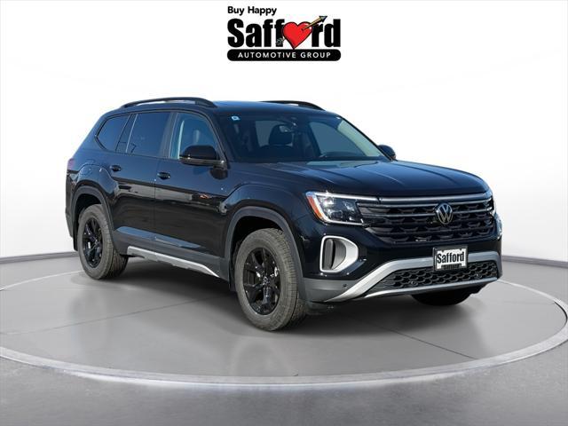 new 2025 Volkswagen Atlas car, priced at $47,391