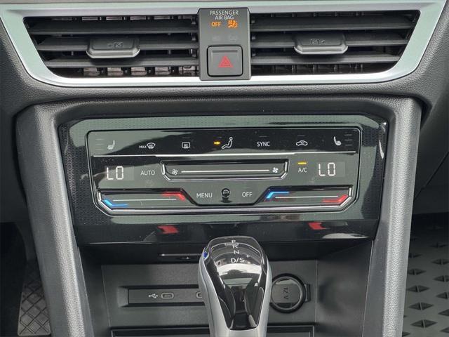 new 2025 Volkswagen Taos car, priced at $32,081