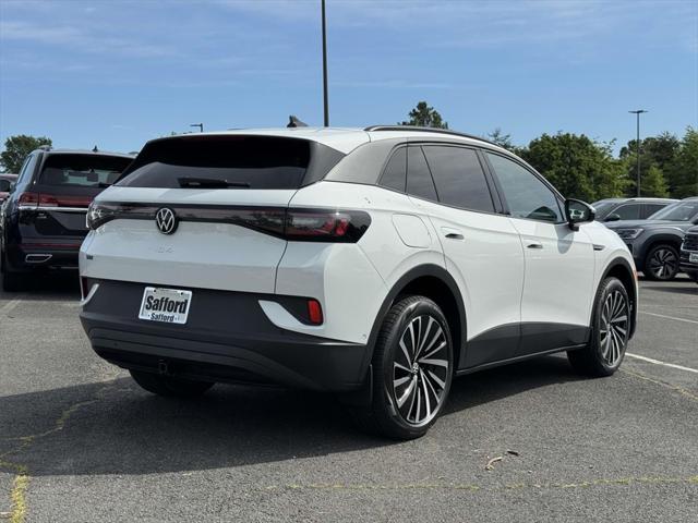 new 2025 Volkswagen ID.4 car, priced at $46,161