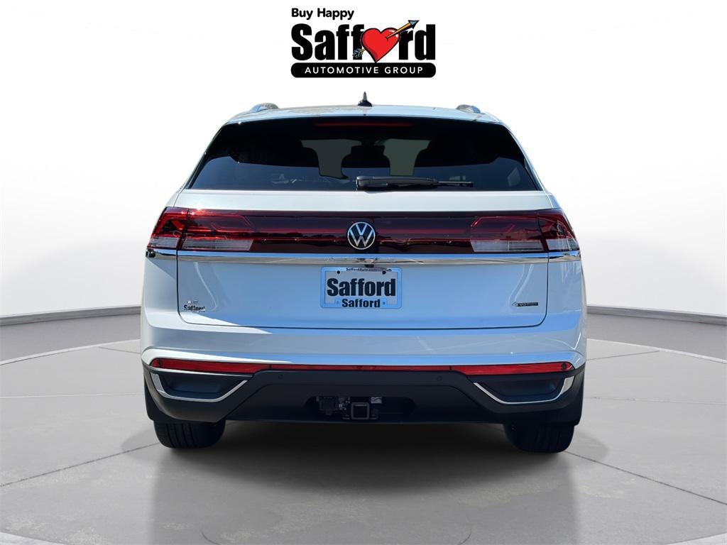 new 2026 Volkswagen Atlas Cross Sport car, priced at $49,201
