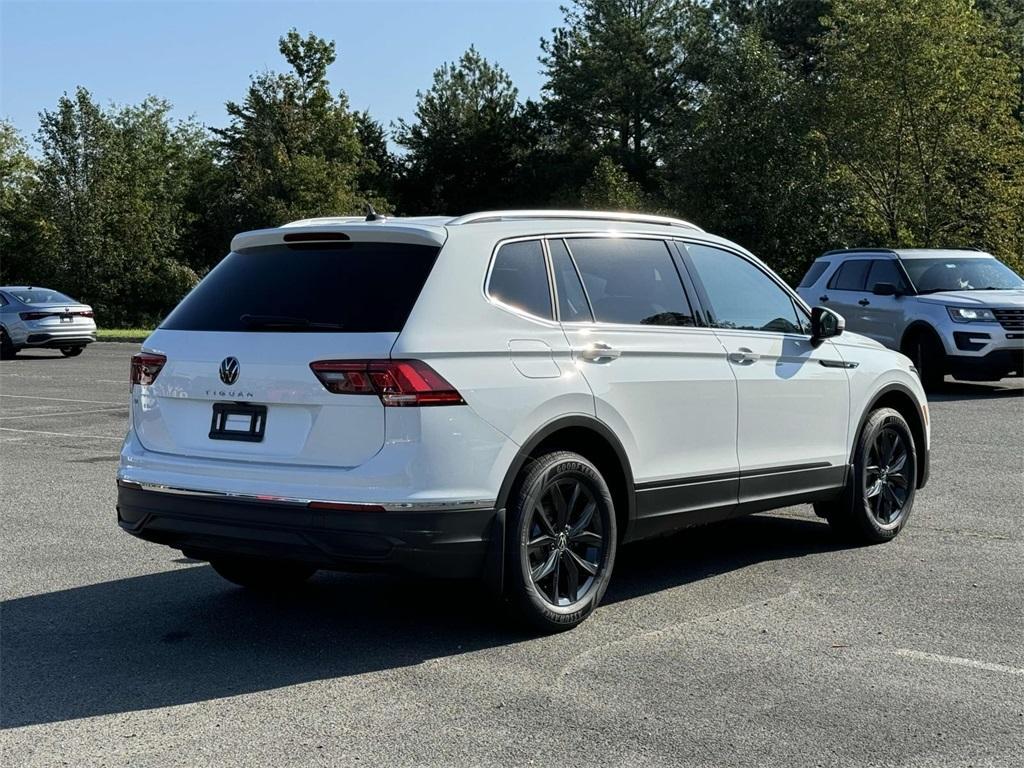 new 2024 Volkswagen Tiguan car, priced at $34,251