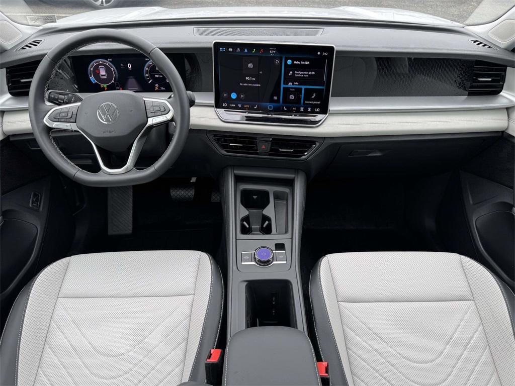 new 2025 Volkswagen Tiguan car, priced at $33,491