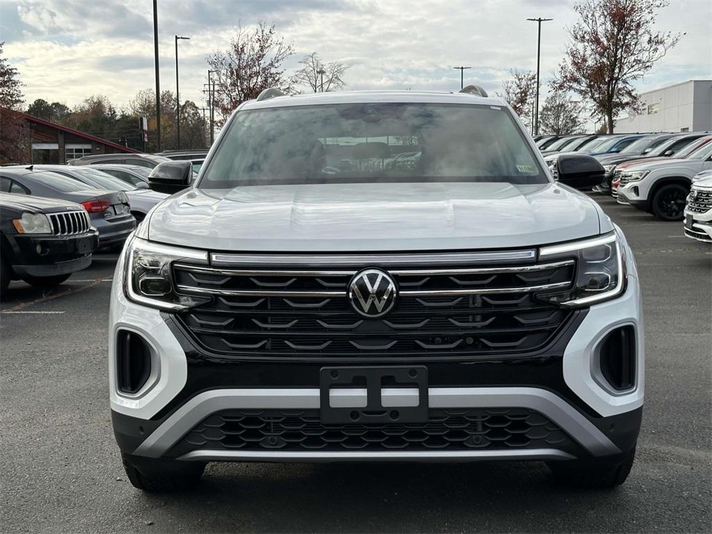 new 2025 Volkswagen Atlas car, priced at $48,089