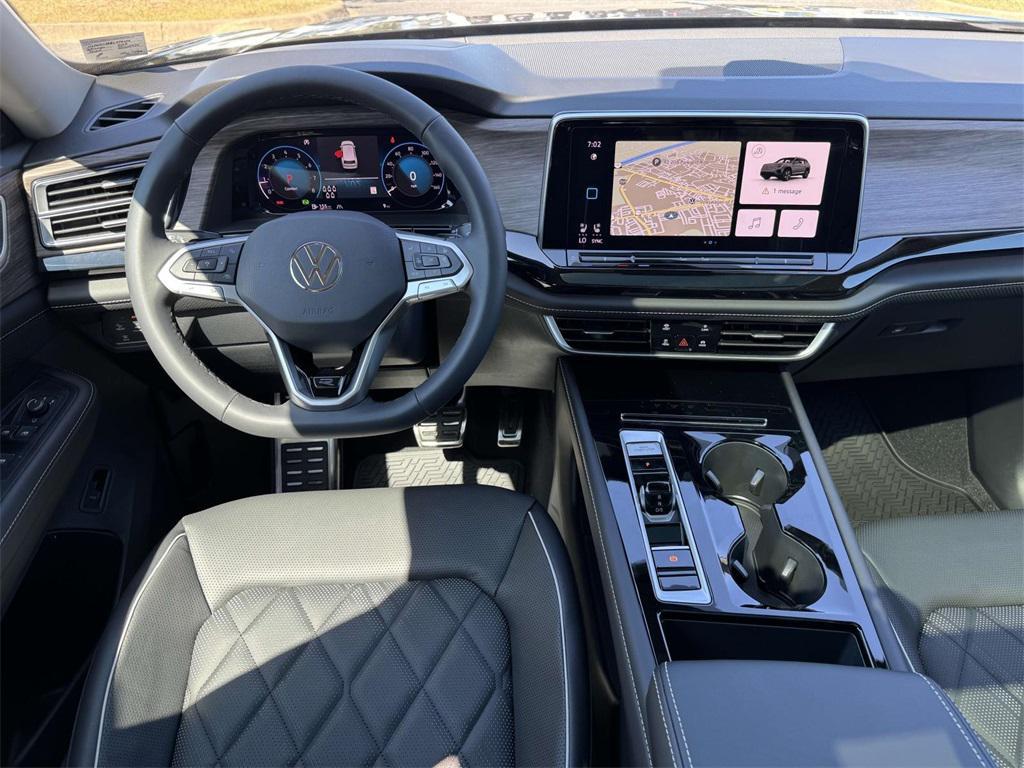 new 2025 Volkswagen Atlas car, priced at $53,761