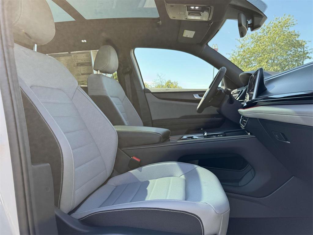 new 2026 Volkswagen Atlas Cross Sport car, priced at $53,688