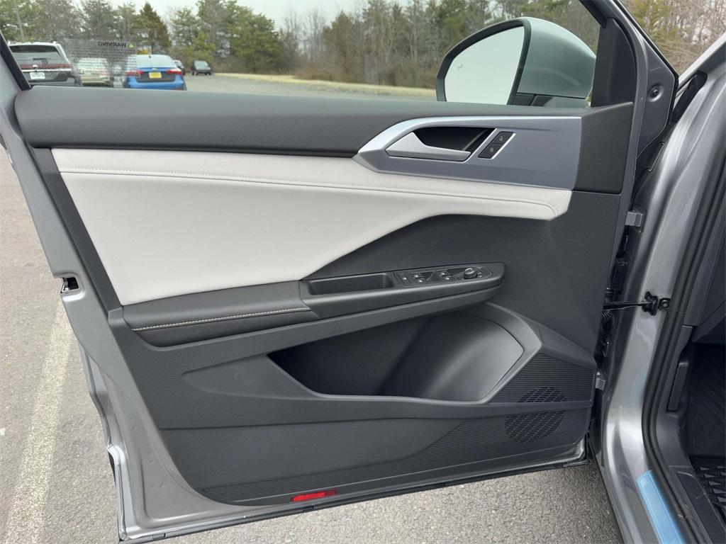 new 2025 Volkswagen Taos car, priced at $29,611