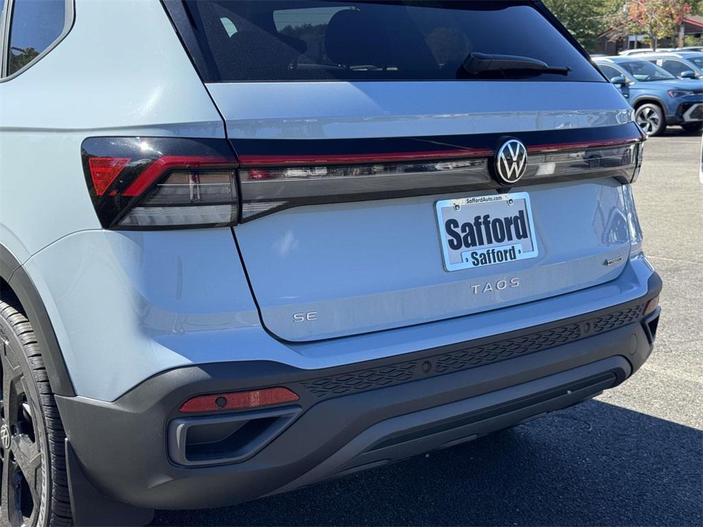new 2025 Volkswagen Taos car, priced at $31,531