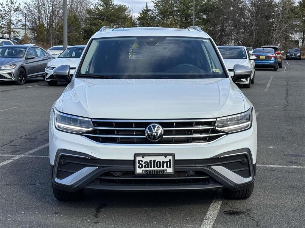 new 2024 Volkswagen Tiguan car, priced at $34,521