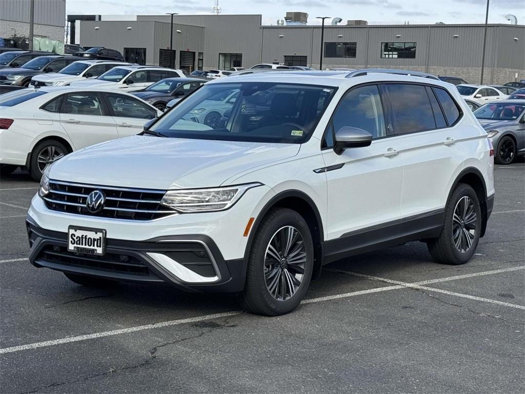 new 2024 Volkswagen Tiguan car, priced at $34,521