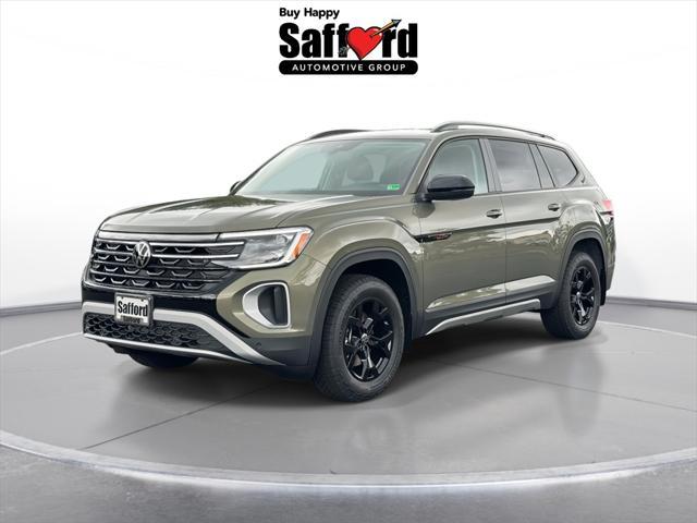 new 2025 Volkswagen Atlas car, priced at $48,611