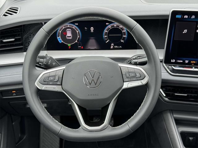 new 2025 Volkswagen Tiguan car, priced at $35,643