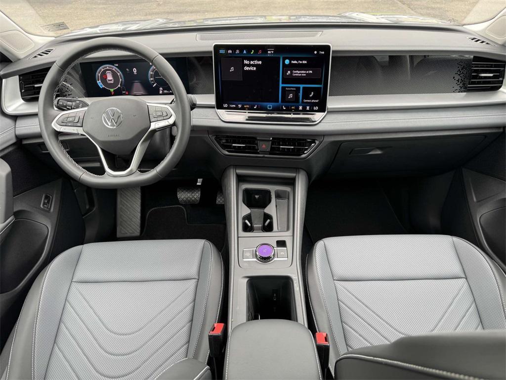 new 2025 Volkswagen Tiguan car, priced at $33,393