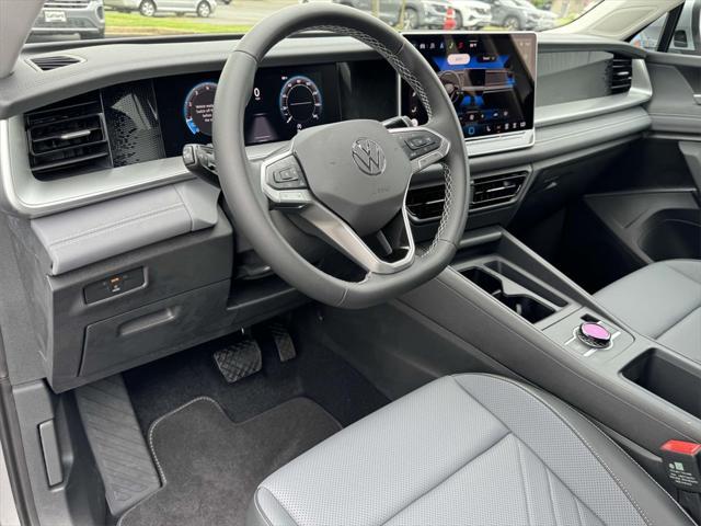 new 2025 Volkswagen Tiguan car, priced at $35,643
