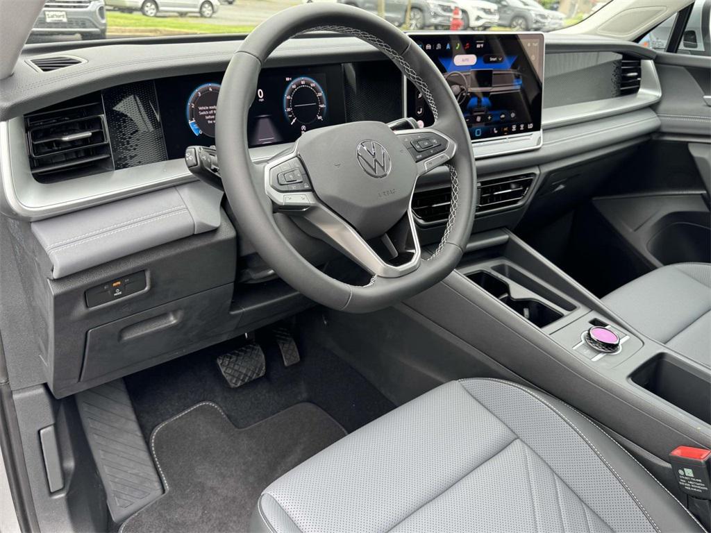 new 2025 Volkswagen Tiguan car, priced at $33,393
