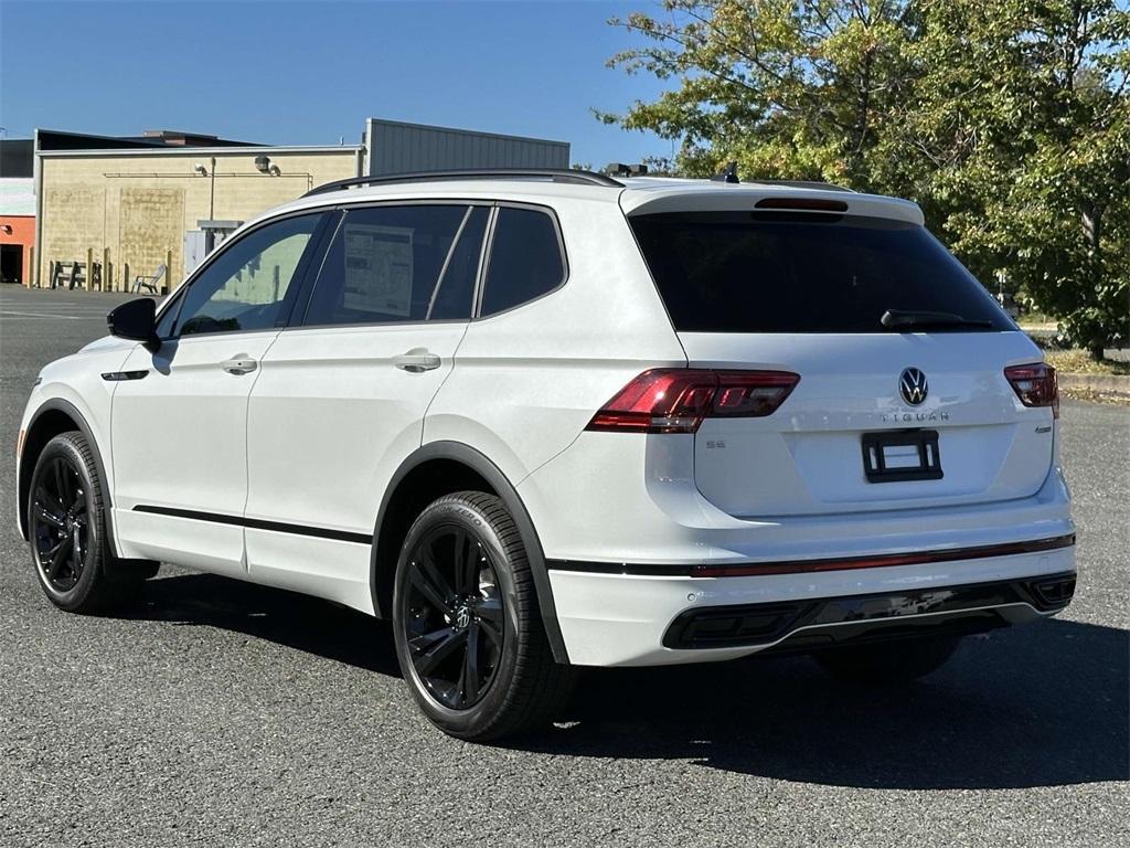 new 2024 Volkswagen Tiguan car, priced at $38,006