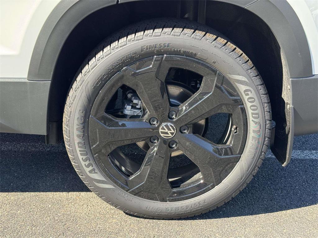 new 2025 Volkswagen Taos car, priced at $31,076