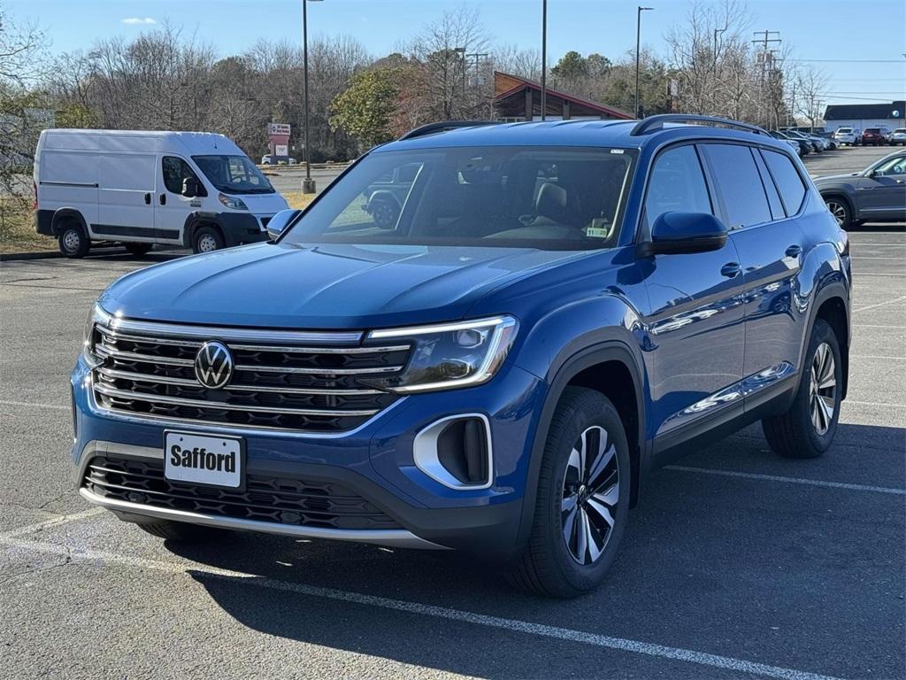 new 2025 Volkswagen Atlas car, priced at $39,404