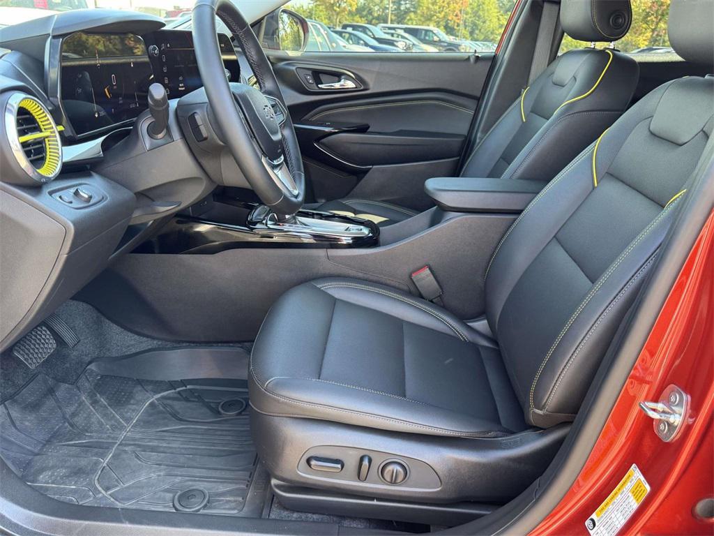 used 2024 Chevrolet Trax car, priced at $22,995