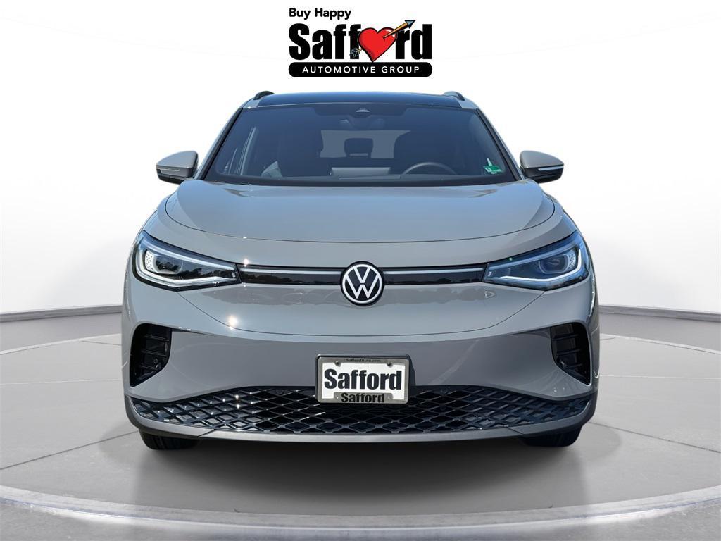 new 2025 Volkswagen ID.4 car, priced at $49,561