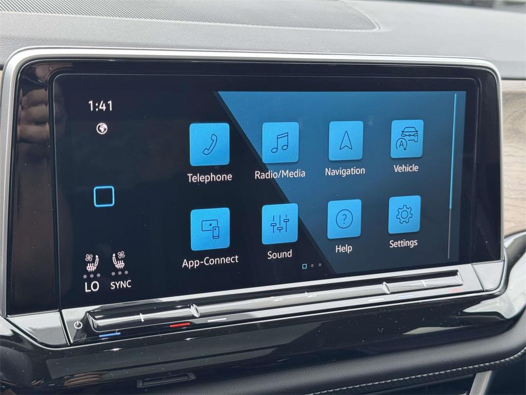 new 2026 Volkswagen Atlas car, priced at $50,354