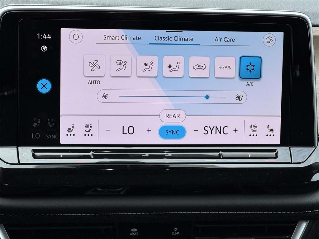 new 2026 Volkswagen Atlas car, priced at $50,354