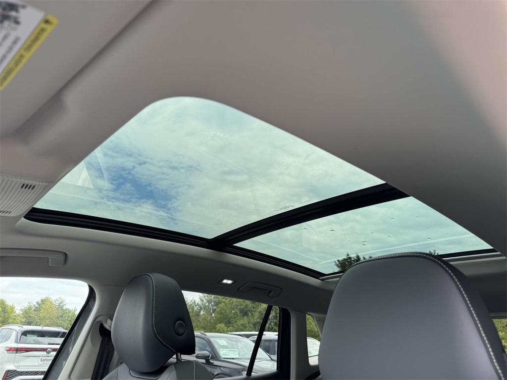 new 2025 Volkswagen Tiguan car, priced at $34,991