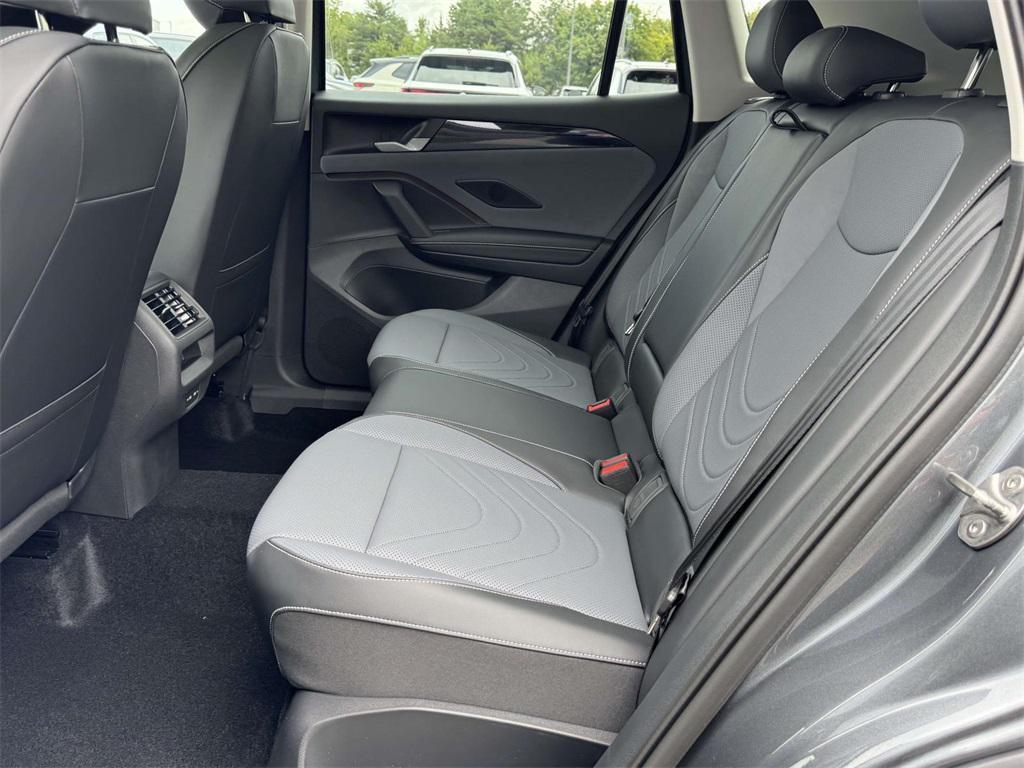 new 2025 Volkswagen Tiguan car, priced at $34,991