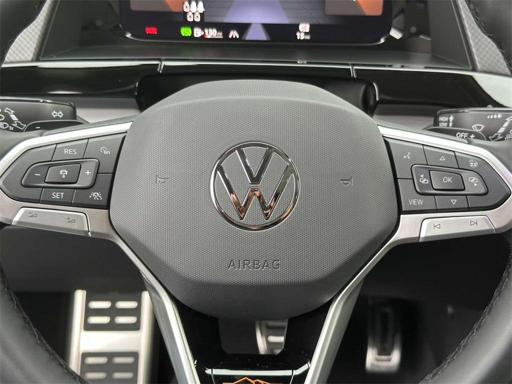 new 2025 Volkswagen Atlas car, priced at $48,319