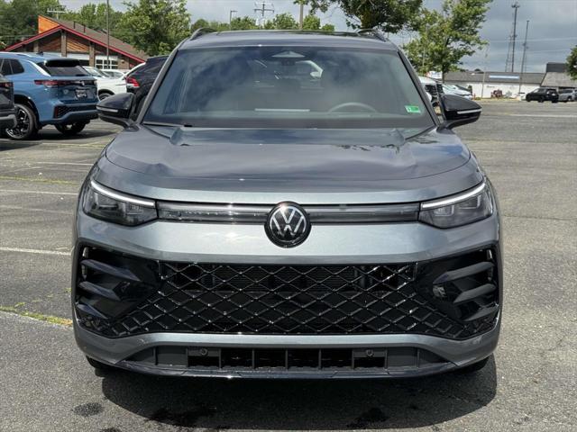 new 2025 Volkswagen Tiguan car, priced at $39,486