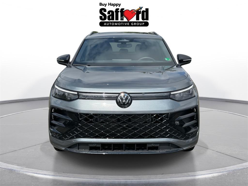 new 2025 Volkswagen Tiguan car, priced at $38,736