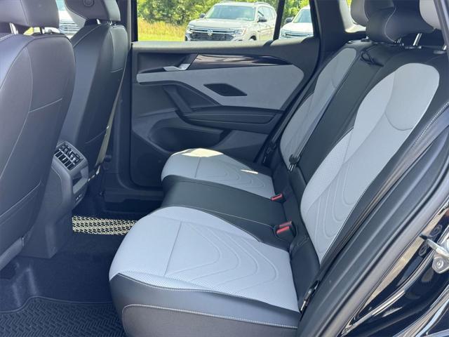 new 2025 Volkswagen Tiguan car, priced at $38,736