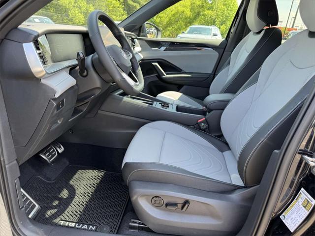 new 2025 Volkswagen Tiguan car, priced at $38,736