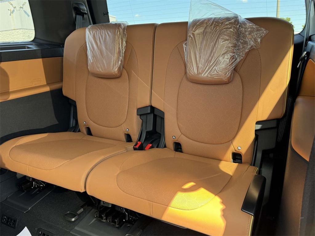 new 2025 Volkswagen ID. Buzz car, priced at $68,290