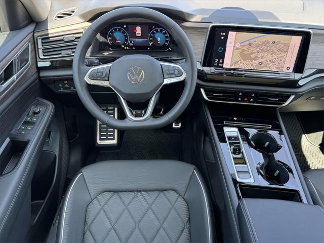 new 2025 Volkswagen Atlas car, priced at $55,096