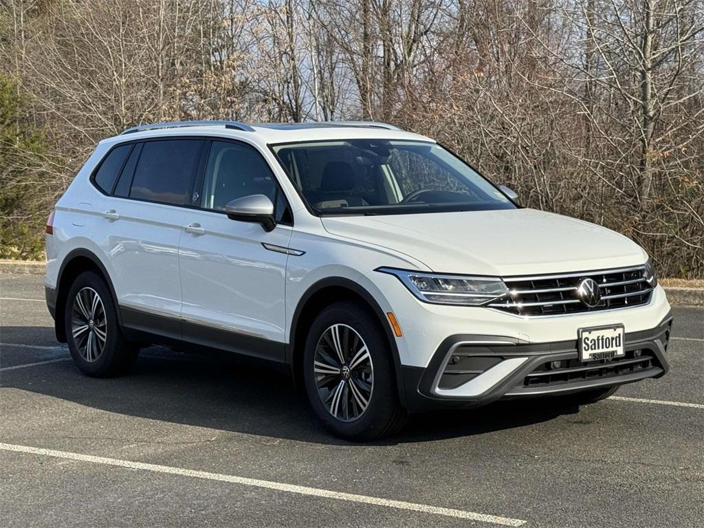 new 2024 Volkswagen Tiguan car, priced at $34,411