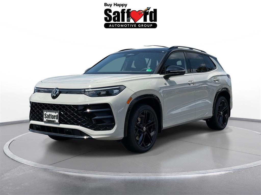 new 2025 Volkswagen Tiguan car, priced at $37,631