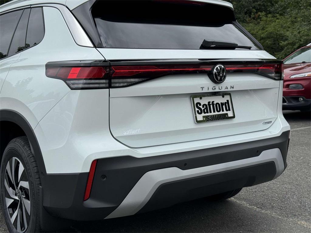 new 2025 Volkswagen Tiguan car, priced at $30,466