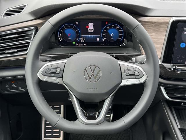 new 2025 Volkswagen Atlas car, priced at $54,811