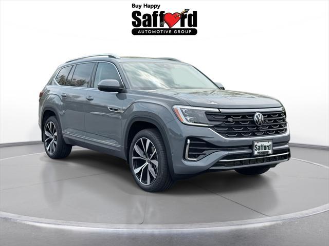 new 2025 Volkswagen Atlas car, priced at $54,811