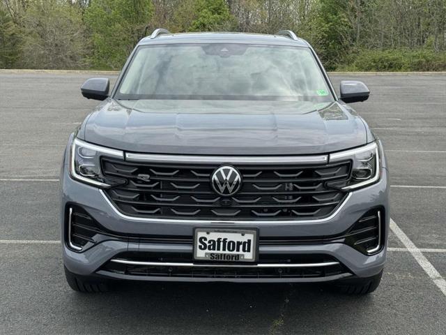new 2025 Volkswagen Atlas car, priced at $54,811