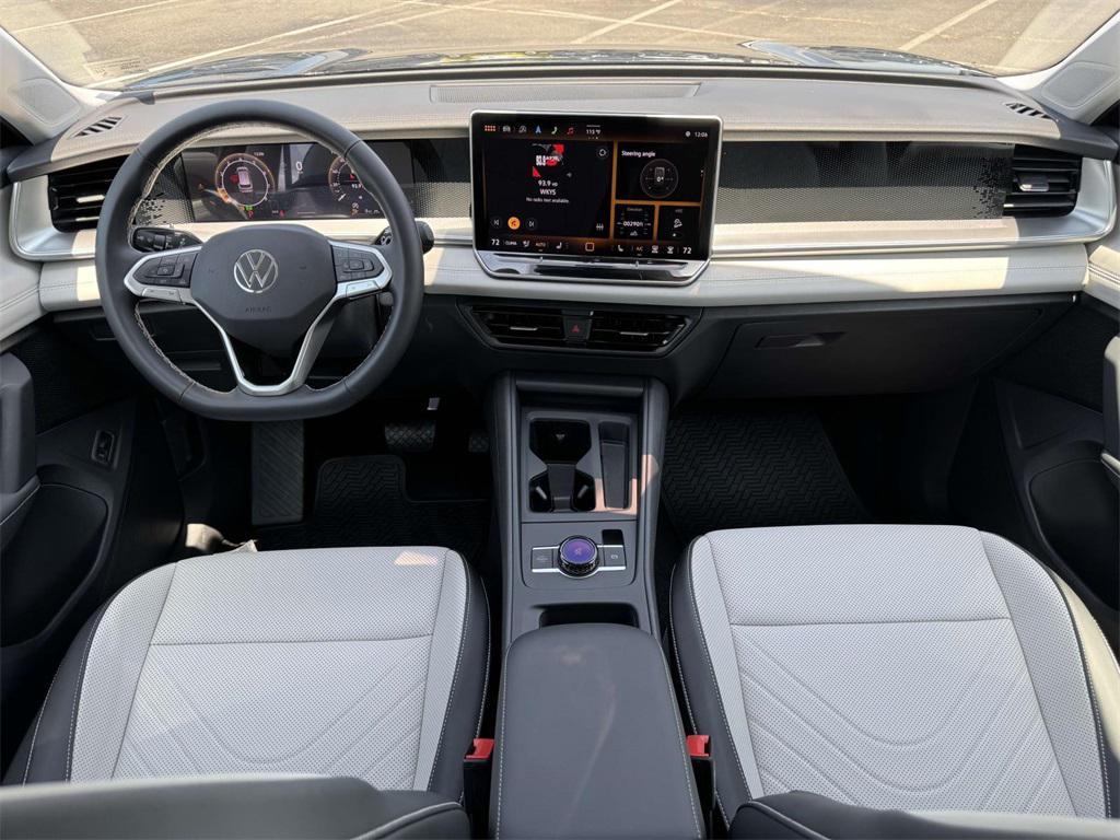 new 2025 Volkswagen Tiguan car, priced at $35,576