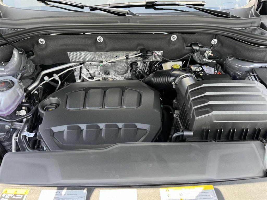 new 2025 Volkswagen Atlas car, priced at $48,371