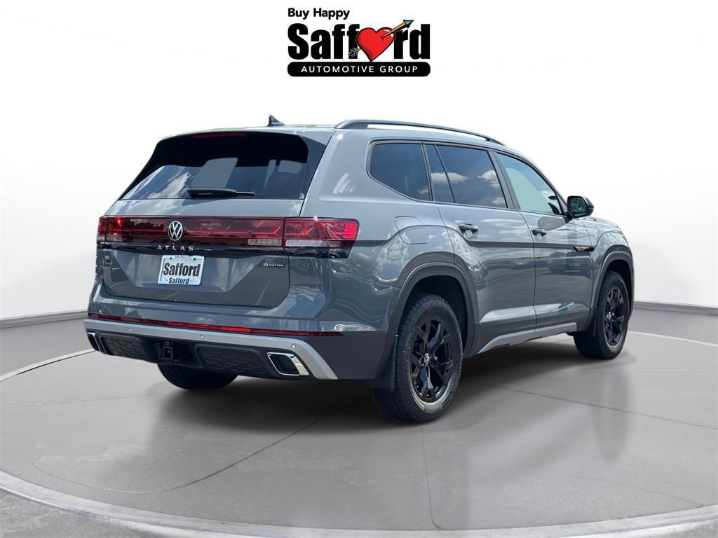 new 2025 Volkswagen Atlas car, priced at $48,371